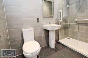 ORCHARD CRESCENT- click for photo gallery